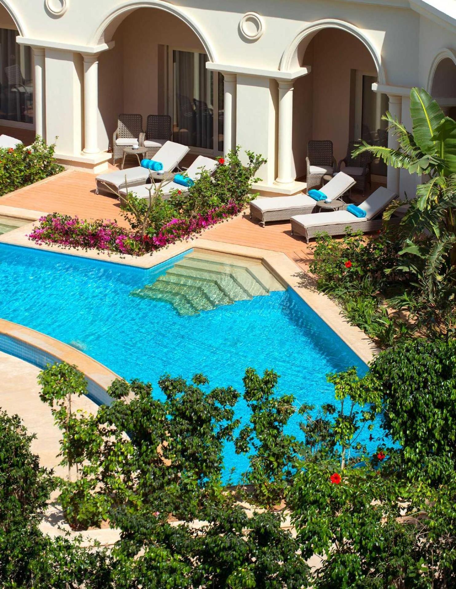 Baron Palace Sahl Hasheesh Hurghada Exterior foto The swimming pool at the hotel