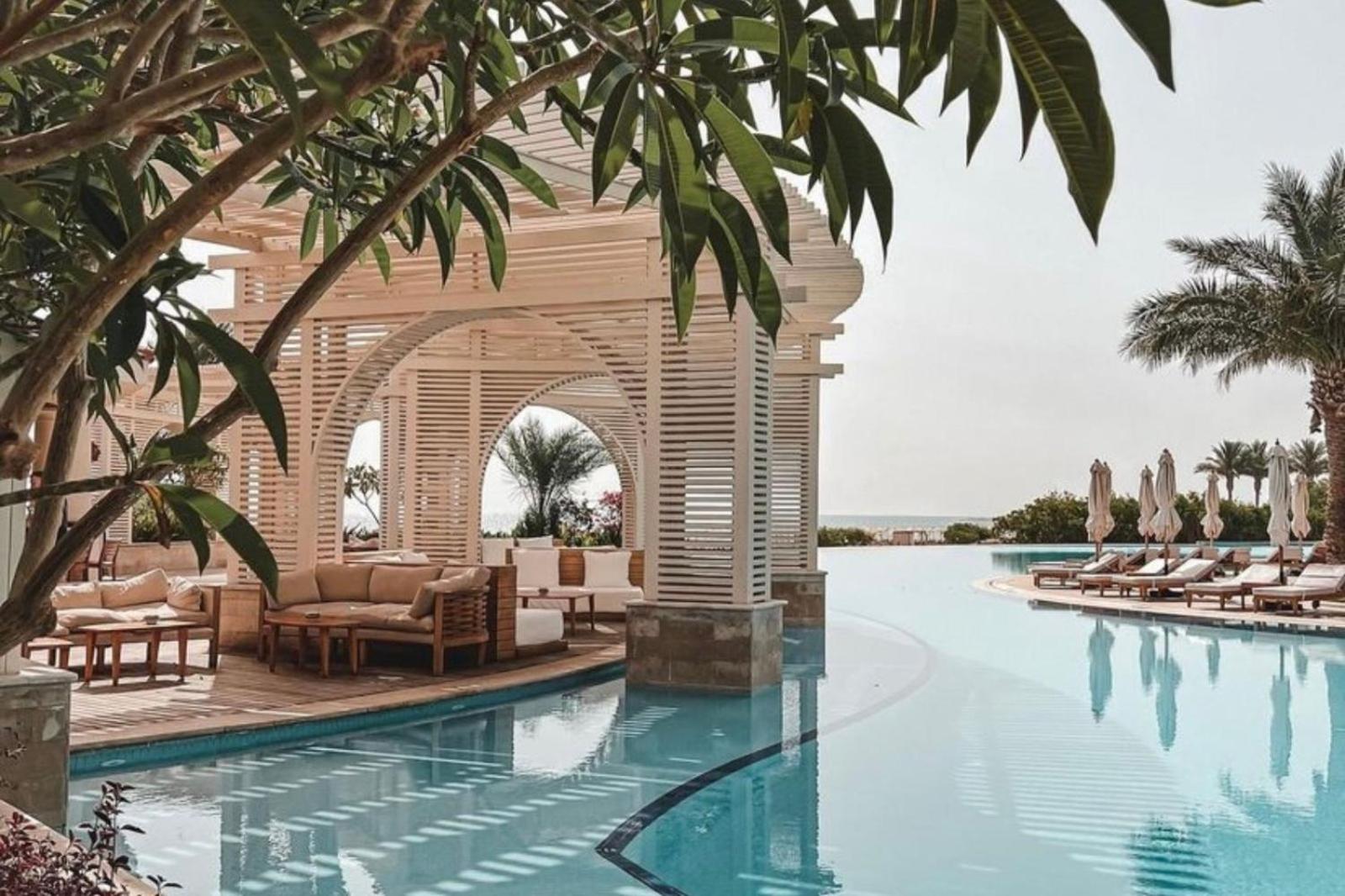 Baron Palace Sahl Hasheesh Hurghada Exterior foto The pool at the Jumeirah Beach Hotel